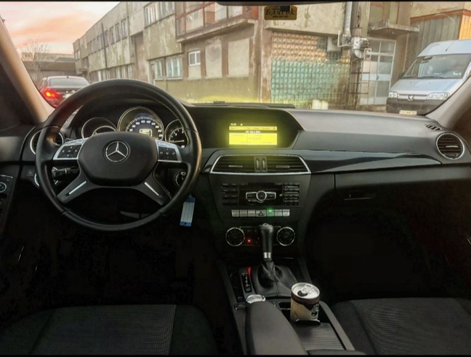 Mercedes C220 W204 FACELIFT TOP