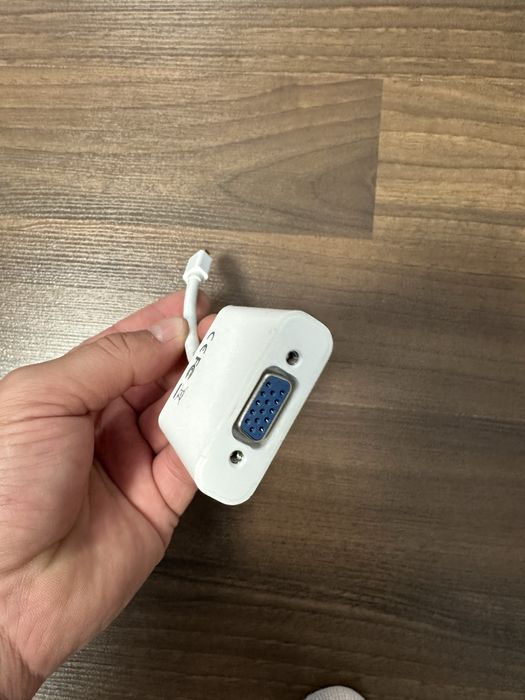 Adaptor thunderbolt 2 la vga