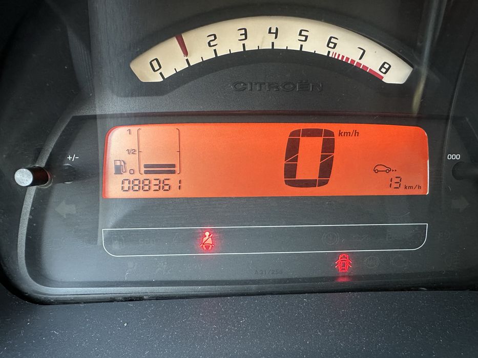 Vand masina Citroen C3