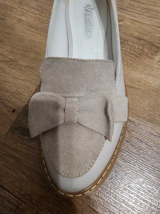 Vand pantofi mocasini
