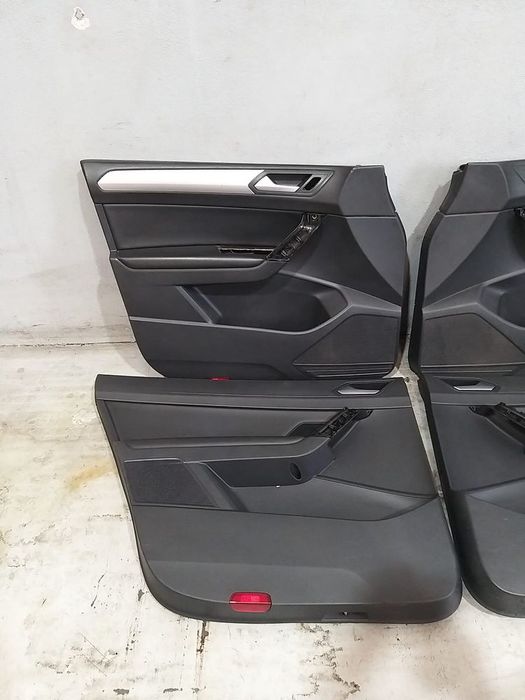 Set fete tapiterii usi vw touran 2016
