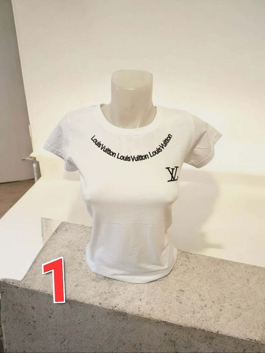 Tricouri damă superbe