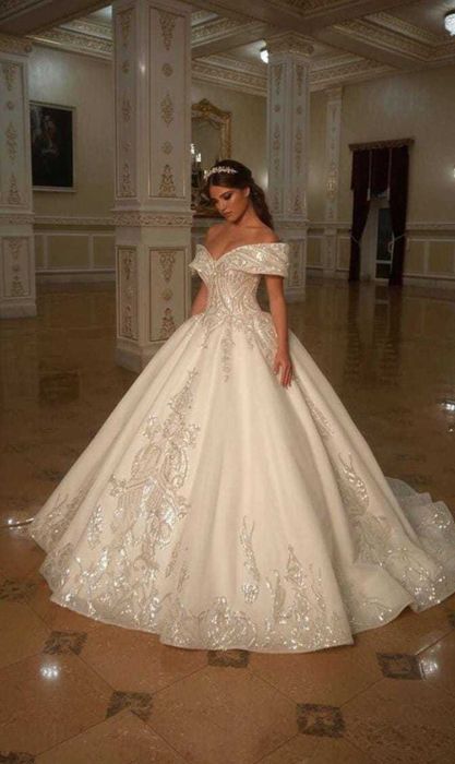 Свадебное платье в пол