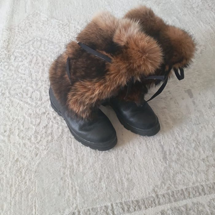 Продам унты натуральные