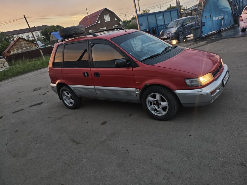 Митсубиси Спейс ранер 1994