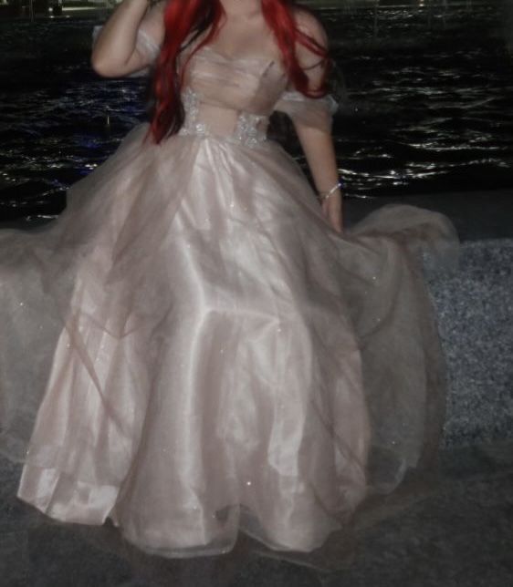 Платье на выпускной/мероприятие