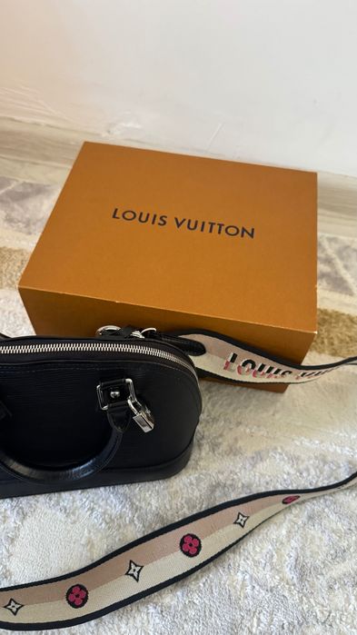 Сумка Louis Vuitton