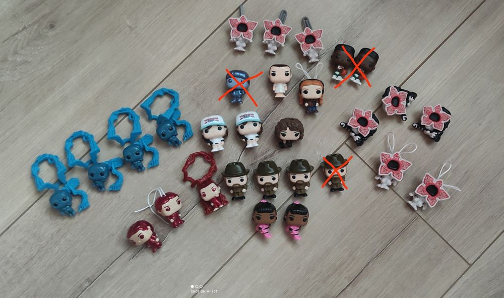 Играчки Kinder joy STRANGER THINGS