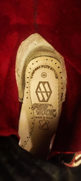 New Rock межки боти