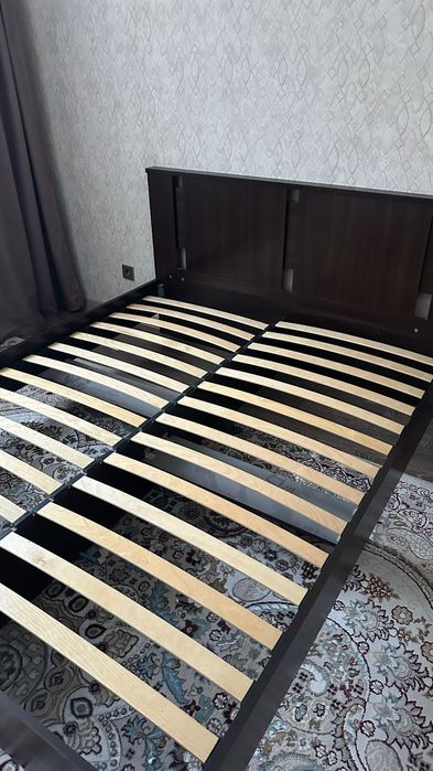 Продам кровать и комод