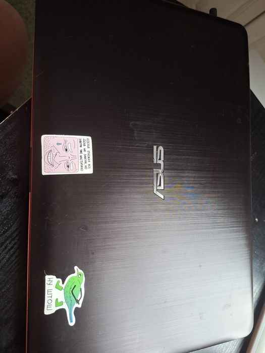 Срочно продам ноутбук