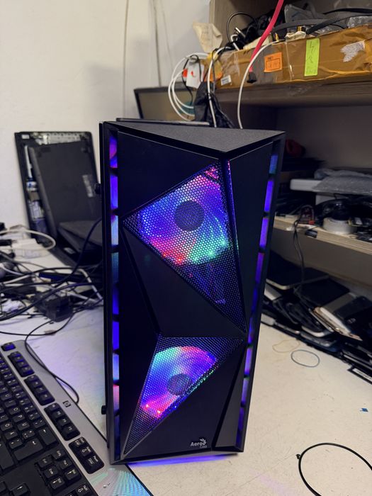 Gaming Pc i5 gen 7 ram 16 giga ,ssd  video 1080 8 gb -1900ron