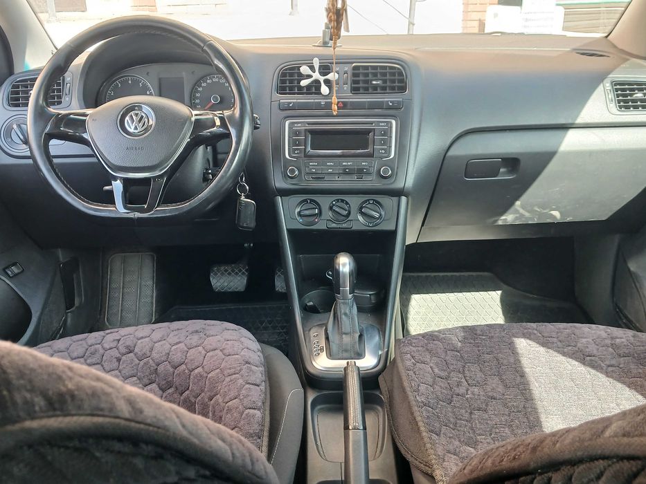 Volkswagen Polo, 2015