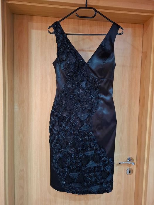 Rochita ocazie noua, neagra