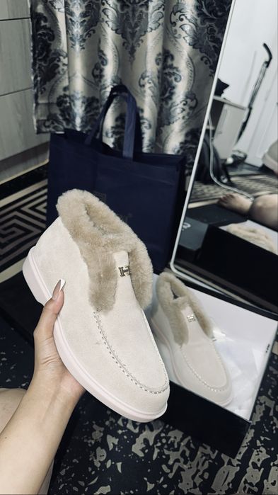 Женская обувь 37 размер