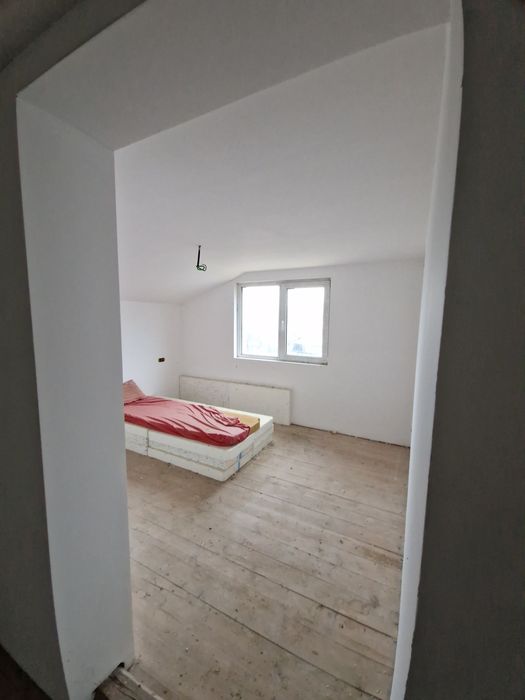 Casa 5 camere Soveja