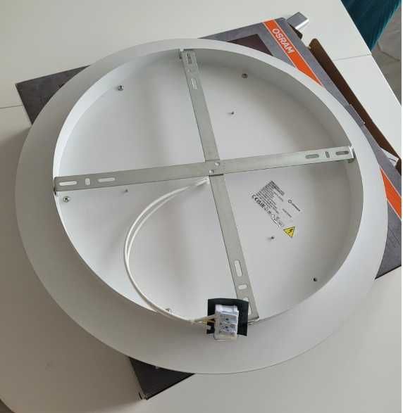 Plafoniera LED LEDVANCE 38W lumina calda 3000K