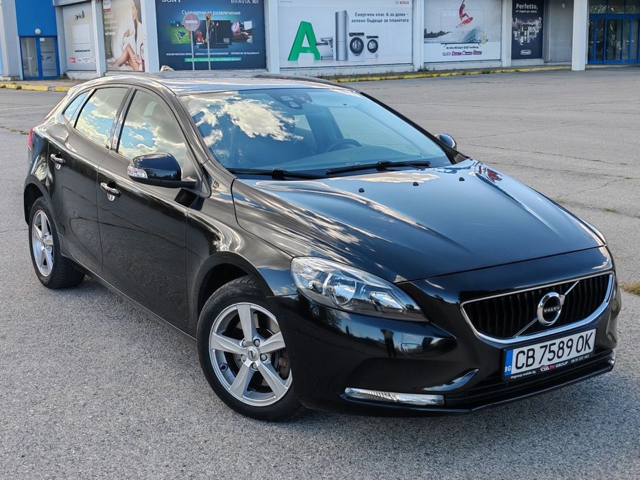 2017г Volvo V40 Автоматик 120кс