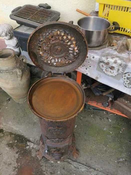 Soba din fonta pe gaz vintage