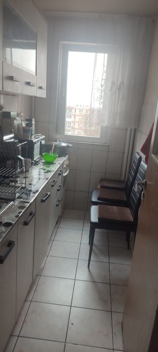 Vând apartament 2 camere..arad zona forrtuna