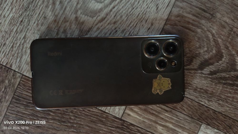 Продаю Redmi 12.