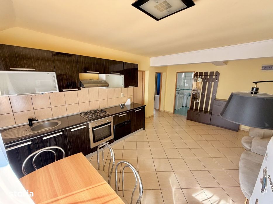 Apartament decomandat cu 2 camere si balcon – Zona Turnisor