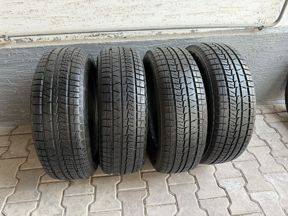 Anchee Arctic w-8 215/65 R16