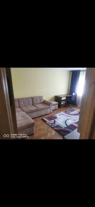 Inchiriez apartament 2 cam