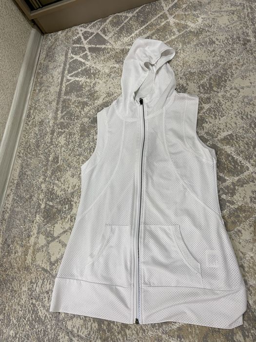 Продам вещи и кроссовки