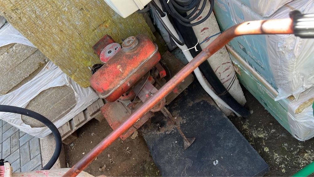 Продам культиватор