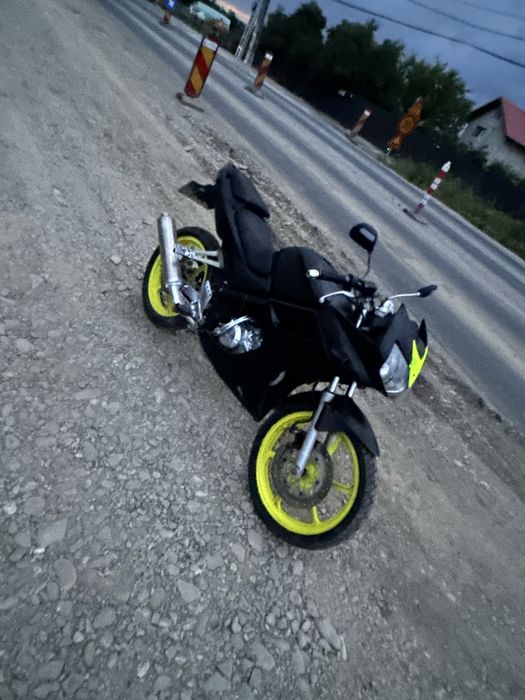Honda cbr 125r jc 34 2005