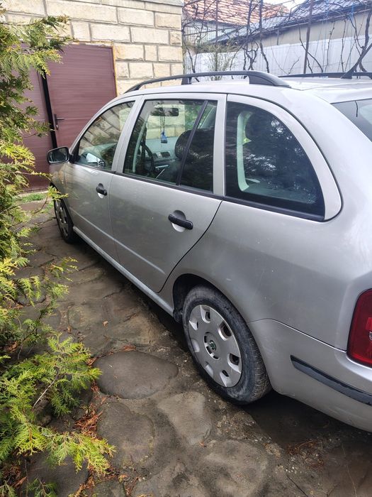 SKODA Fabia 2003 — imagine 5