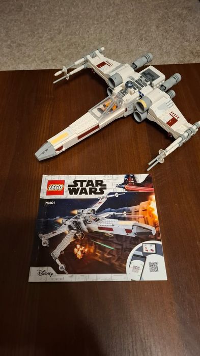 Lego Star Wars 75301