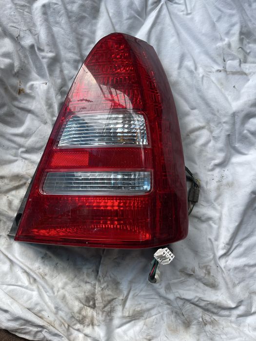 Десен стоп субару форестър subaru forester