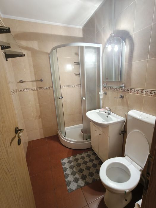 Inchiriez apartment 2 camere Ciupercă
