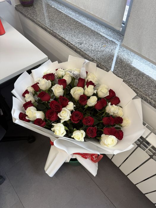 Цветы розы.