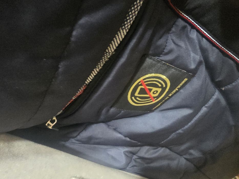 Мужская куртка в отличном состоянии