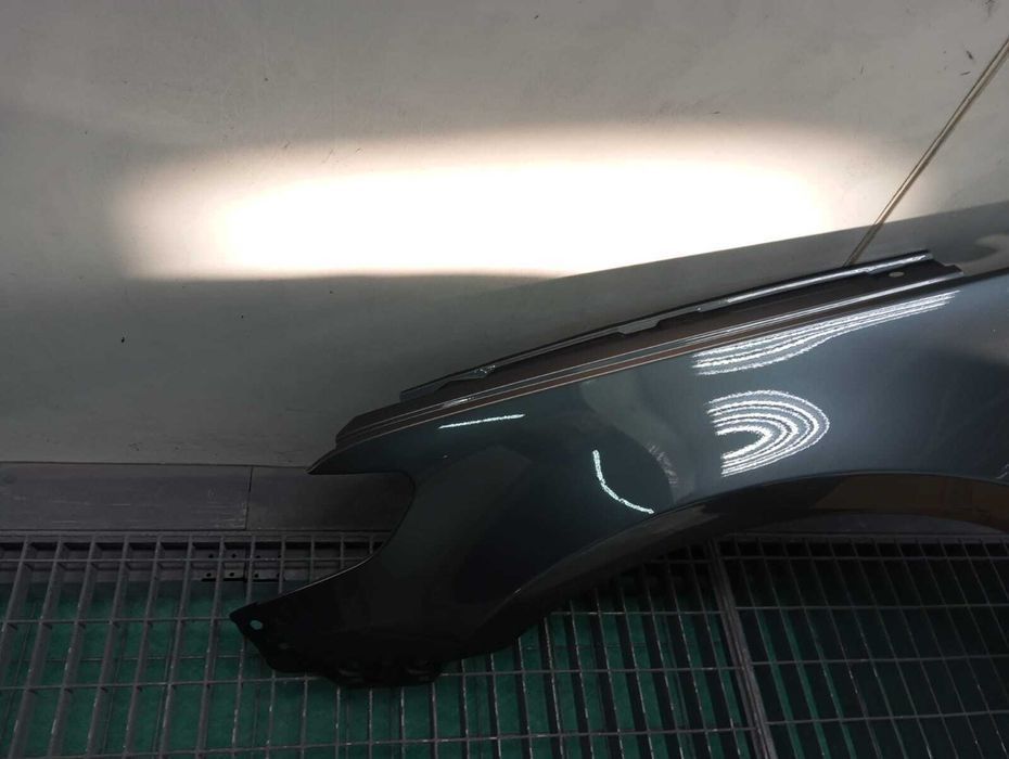 Aripa Fata Stanga VW Passat CC 2008-2012 (LK7X (Gri))