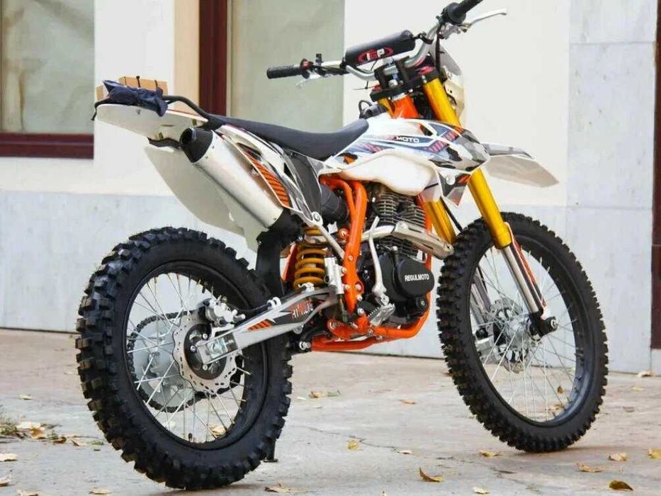 Мотоцикл Regulmoto Athlete 250 21/18