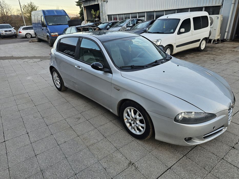 Алфа 147 1.6 Blackline на части