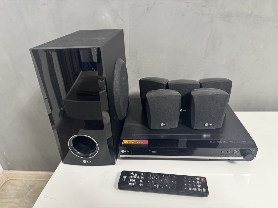 Sistem Home Cinema LG 5.1 HT353SD DVD, subwoofer + telecomandă
