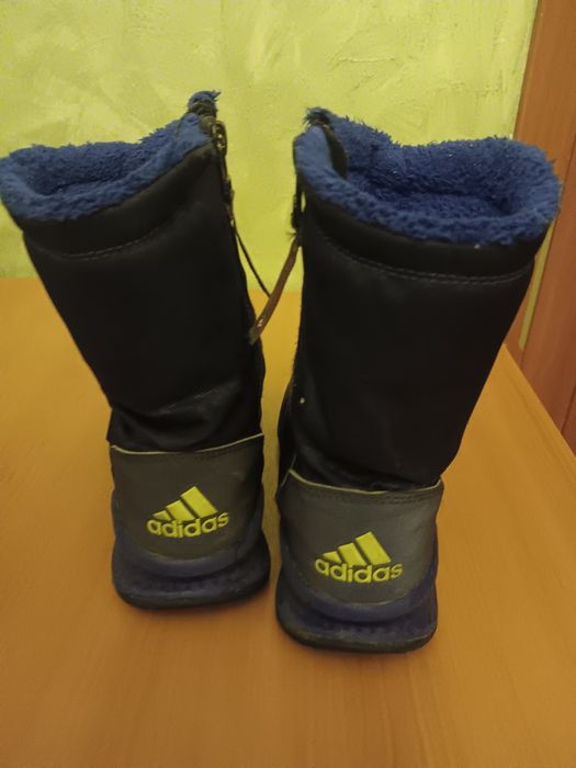 Ботуши adidas 32 номер