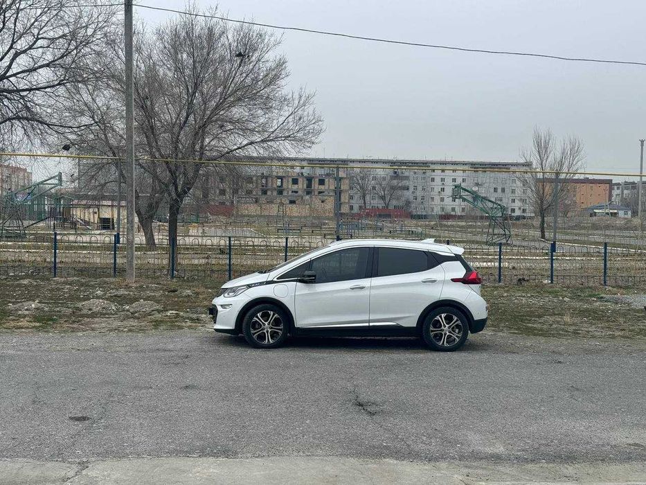 Chevrolet bolt Ev premiyer
