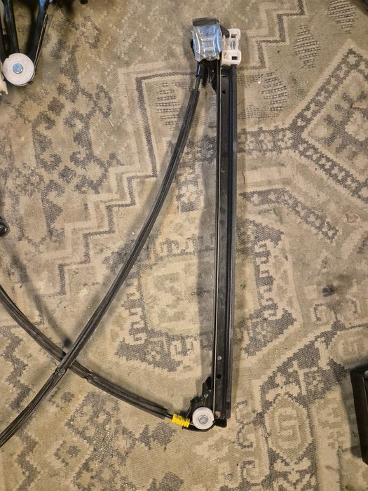 Ел механизъми за предните прозорци и моторчета за Vw Шаран 2002- 2008г