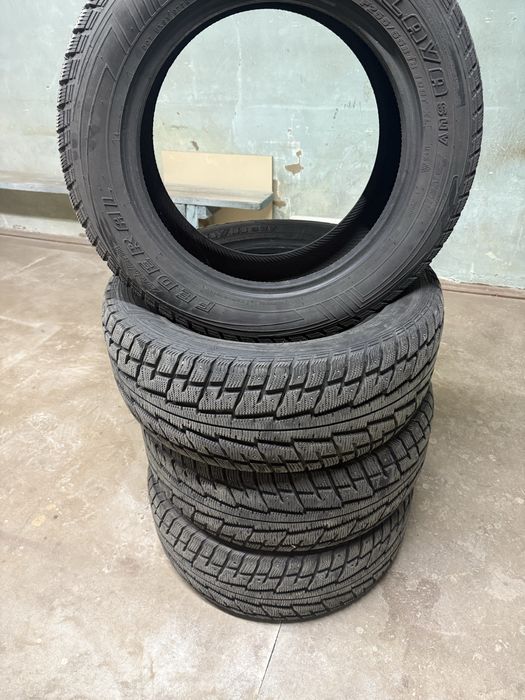 255/55/18 Резина