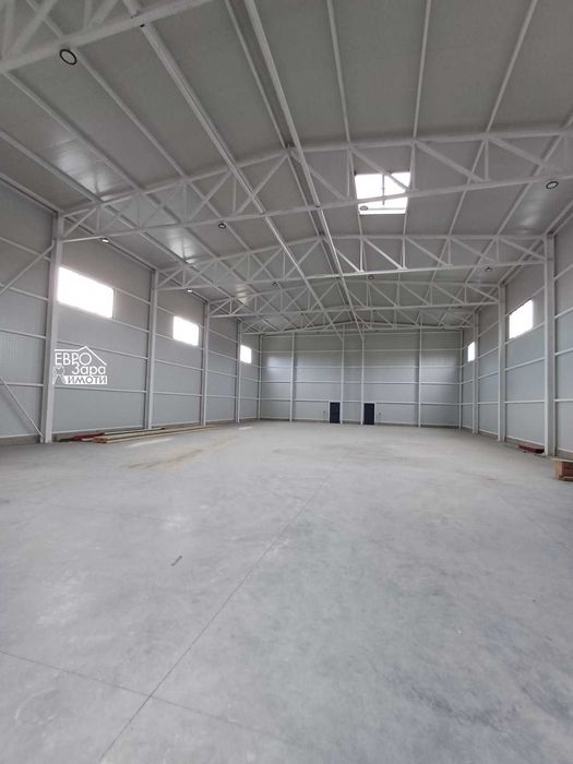 Промишлено-складова база под наем