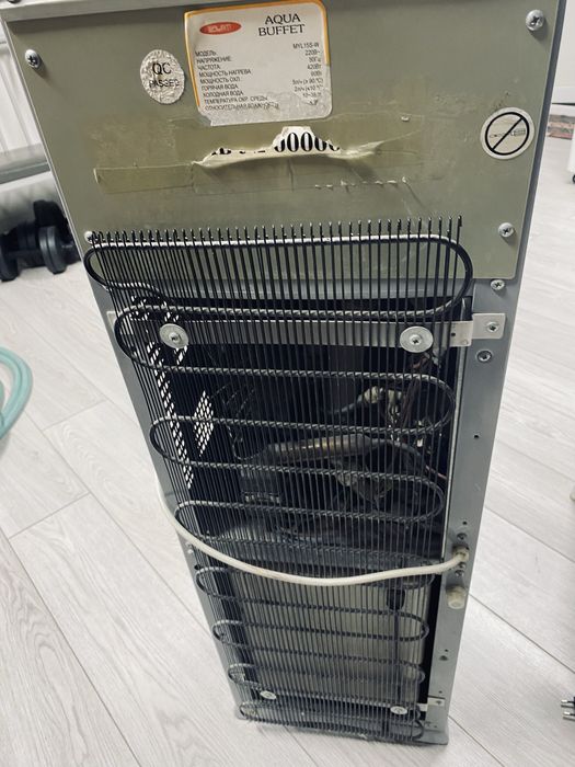 Кулер для воды Торг есть