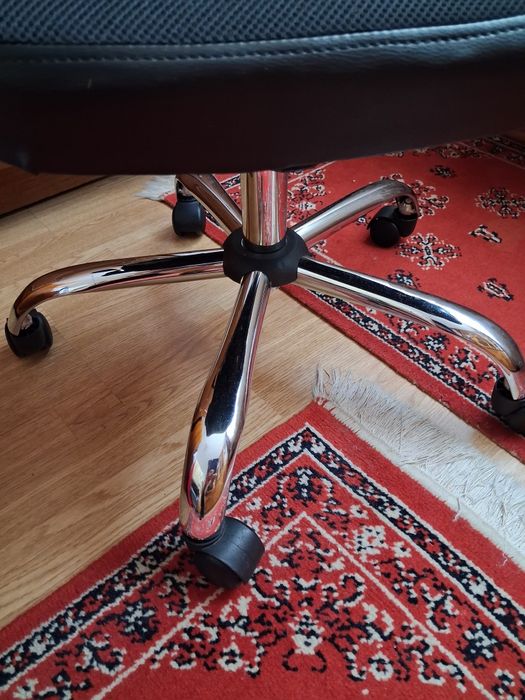 Vand convenabil scaun birou