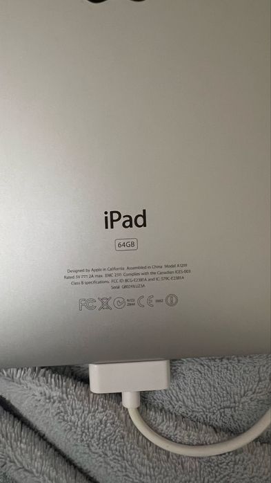 1st Gen iPad (A1219 64GB)