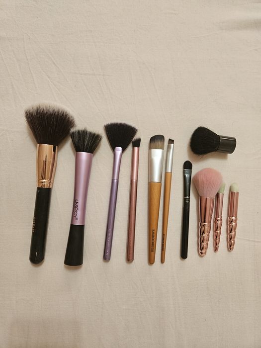 Четки за грим, нови